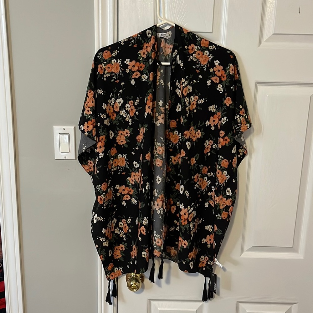 ✨2 for $10✨Ardene summer poncho/coverup/Kimono (BRAND NEW)